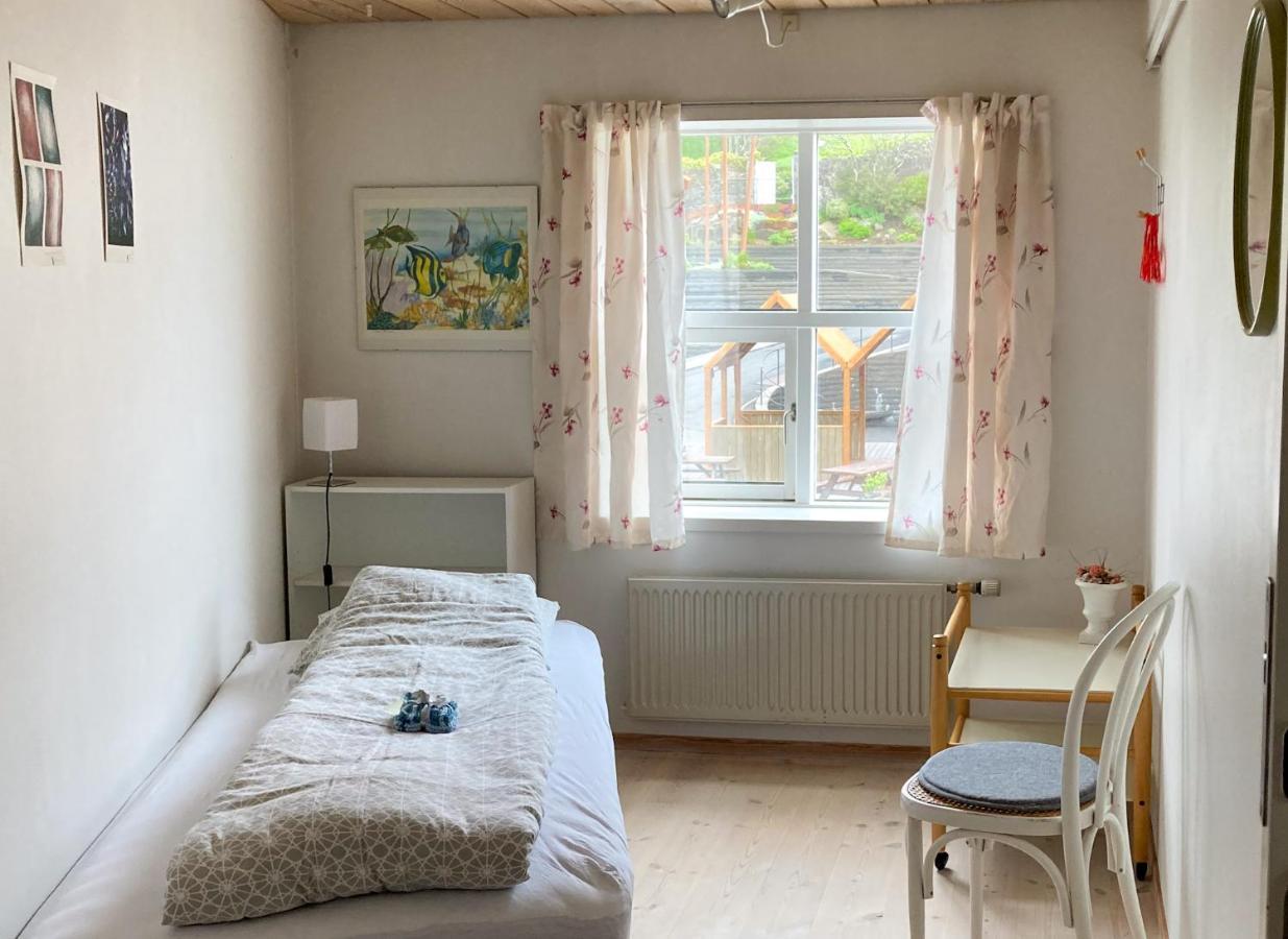 Guesthouse At The Boat Harbour Torshavn Ngoại thất bức ảnh