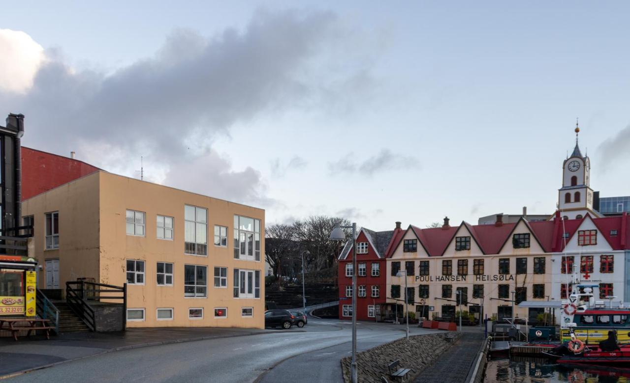 Guesthouse At The Boat Harbour Torshavn Ngoại thất bức ảnh