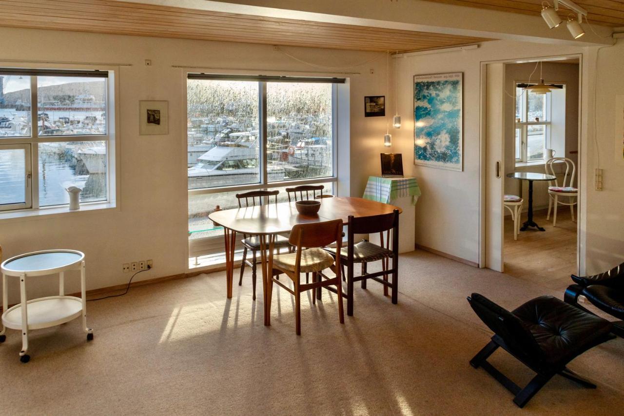 Guesthouse At The Boat Harbour Torshavn Ngoại thất bức ảnh